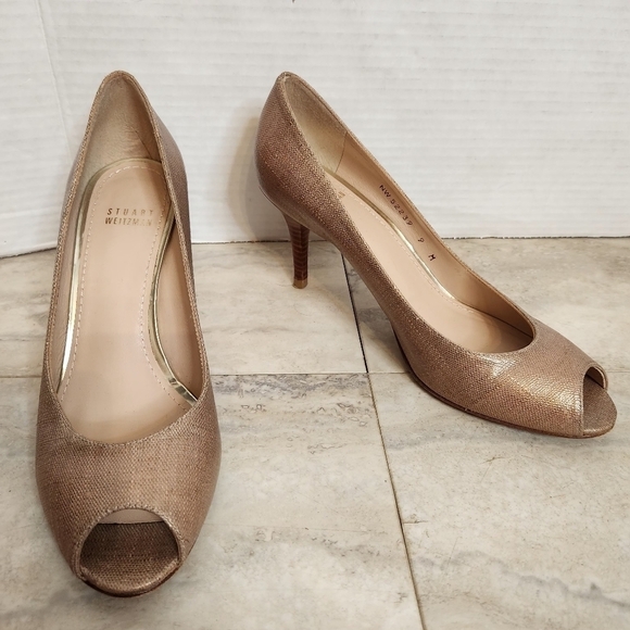 Stuart Weitzman Shoes - Stuart Weitzman Gold Champagne Summer Linen Pump w/ Open Toe, Size 9, 3" wooden